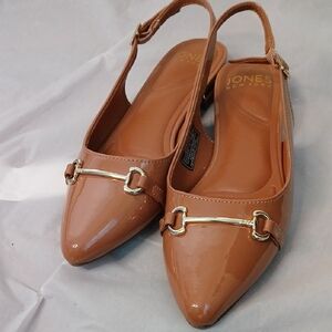 Jones New York Tan Slingback Flats with Gold Detail
